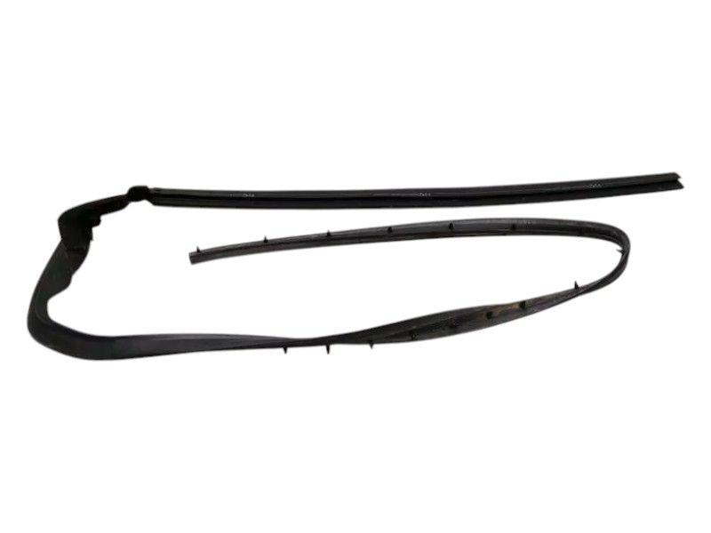 FERRARI 458 F142 Spider Door Seal 84685100