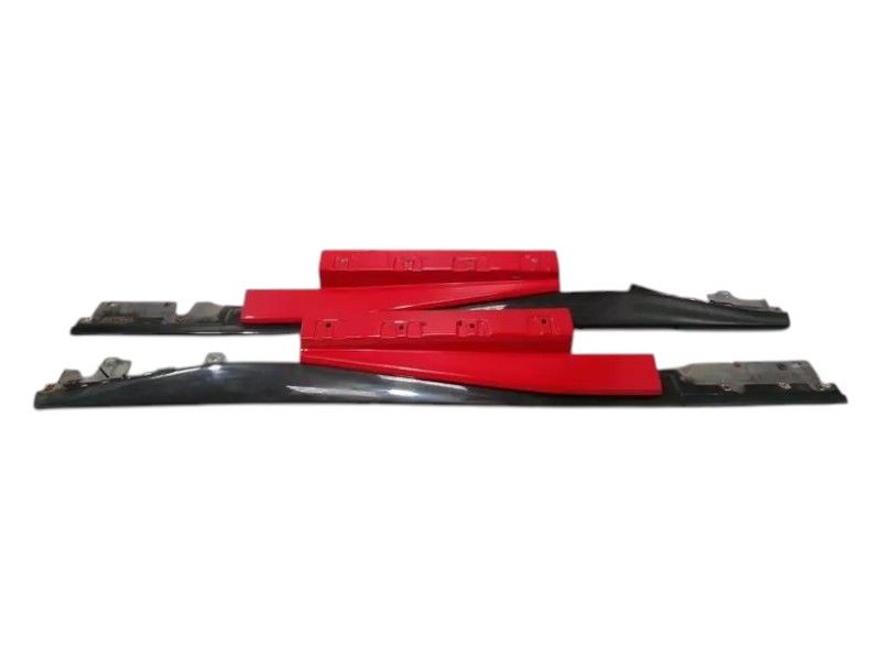 FERRARI PORTOFINO F164 Side skirt 985765476