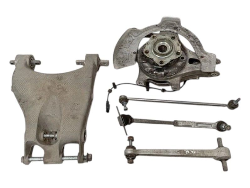 FERRARI 458 F142 Spider Right Rear Hub 268380