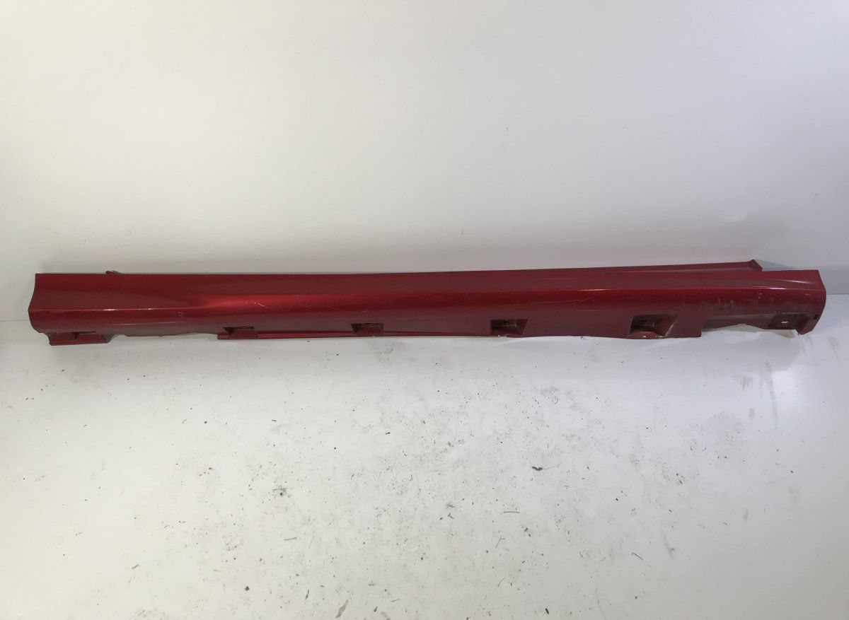 Side Skirt Right FORD FOCUS III (2010-2018)