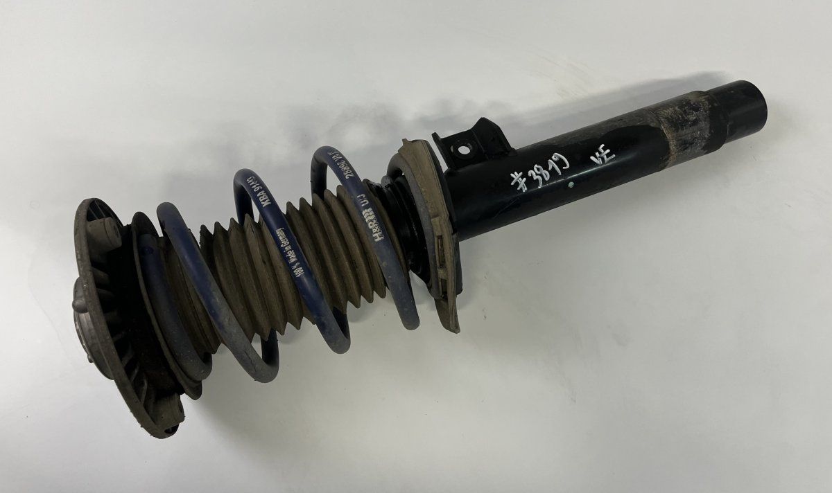 3131679157503 6791575 685450701 Shock Absorber Front Left BMW 1 (F20, F21) (2011-2019)