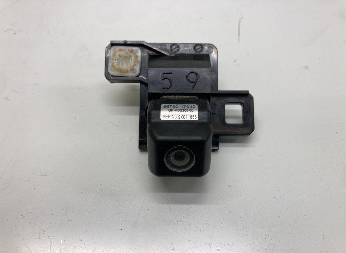 8679047040 Reverse camera TOYOTA PRIUS III (XW30) (2009-2015)