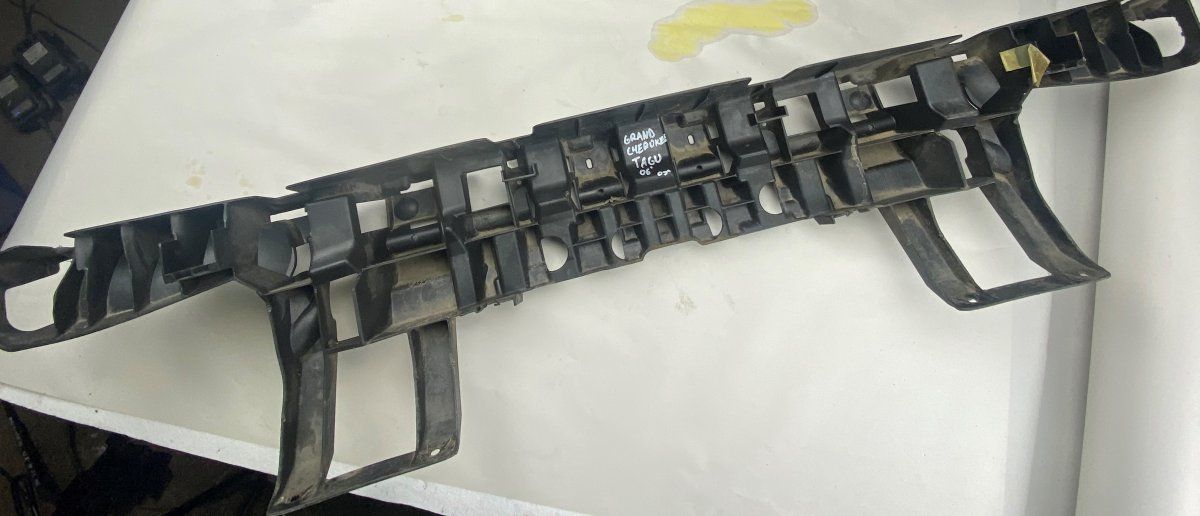 Rear bumper foam insert JEEP GRAND CHEROKEE IV (WK, WK2) (2010-2021)