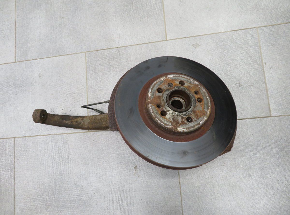 A1643302220 1643302220 Wheel bearing housing front right MERCEDES-BENZ ML-CLASS (W164) (2005-2011)