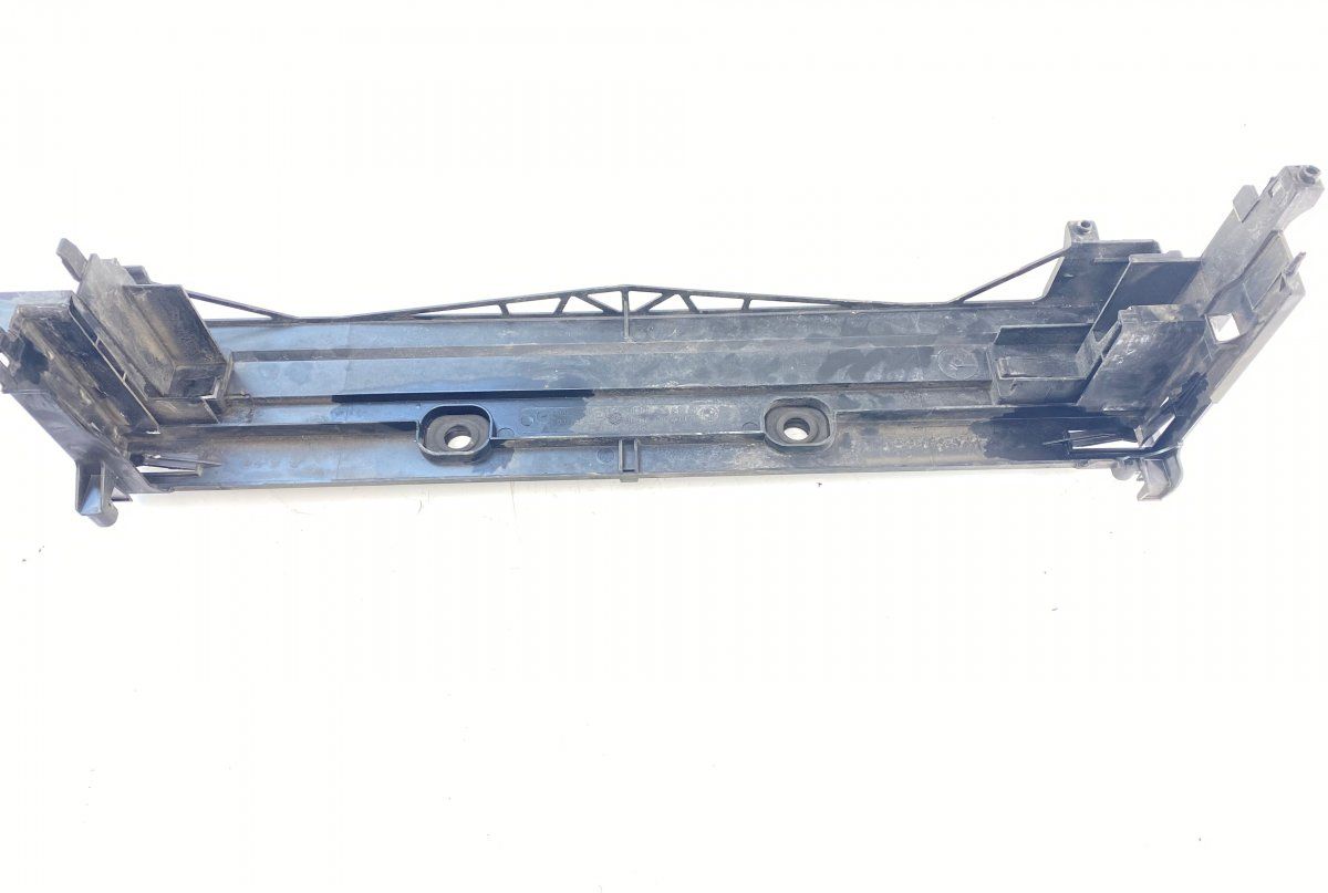 7804618 Radiator beam BMW 7 (F01, F02) (2008-2016)