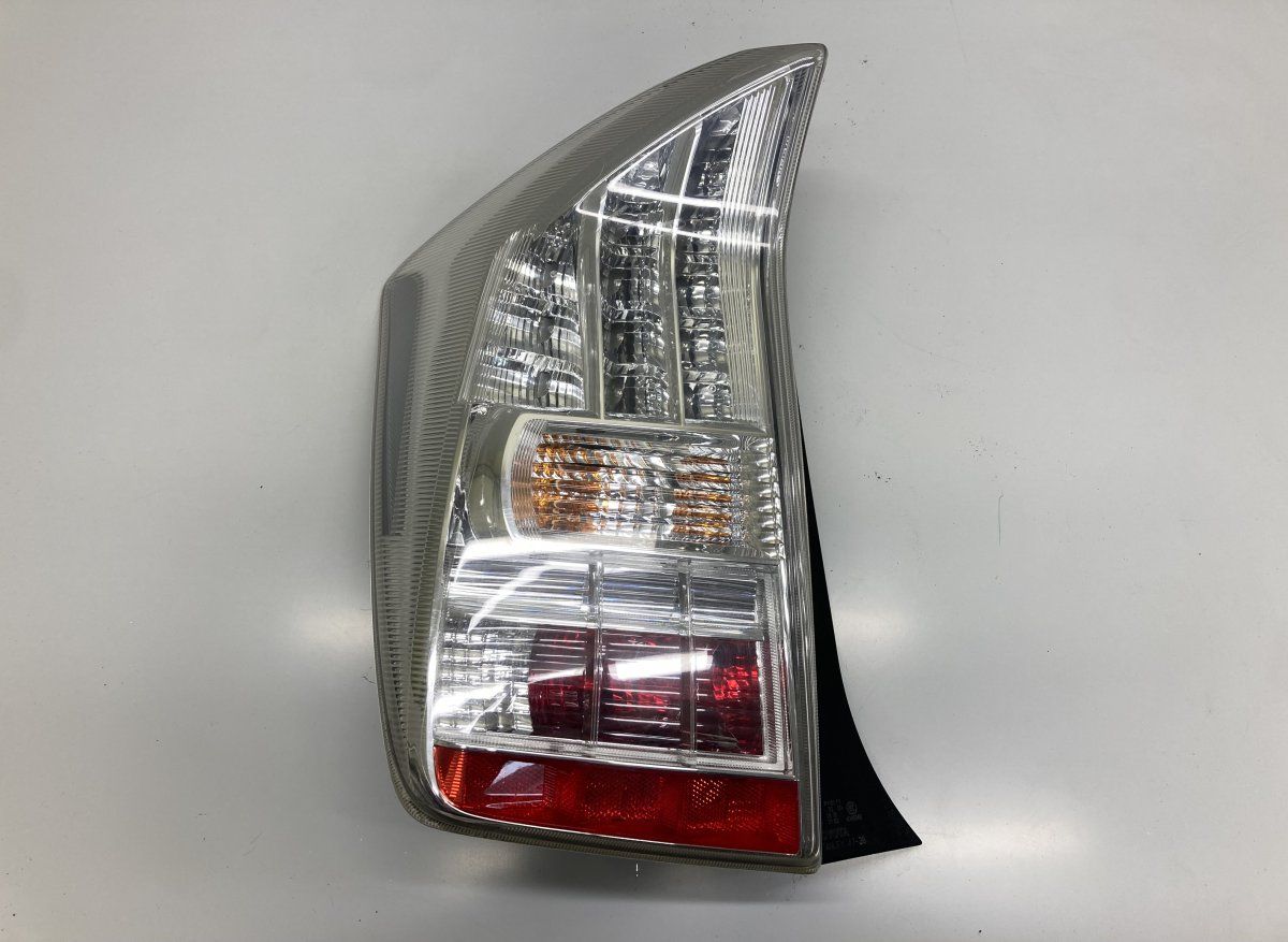 8156147130 Tail light left TOYOTA PRIUS III (XW30) (2009-2015)