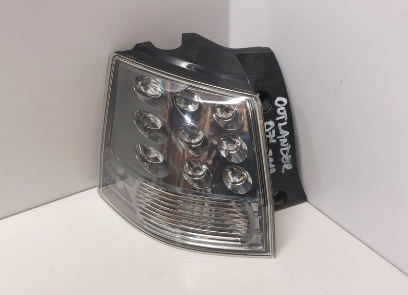 220-87813 22087813 Tail light left MITSUBISHI OUTLANDER II (CW, ZG, ZH) (2006-2012)