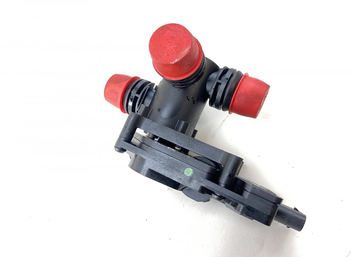 A0005003040 Heater Bypass Valve MERCEDES-BENZ C-CLASS (W205) (2013-2021)