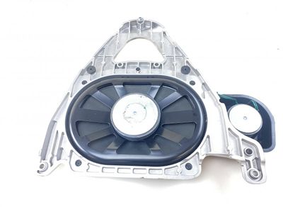 A2048205702 Zemfrekvences skaļrunis MERCEDES-BENZ CLA (C117, X117) (2013-2019)