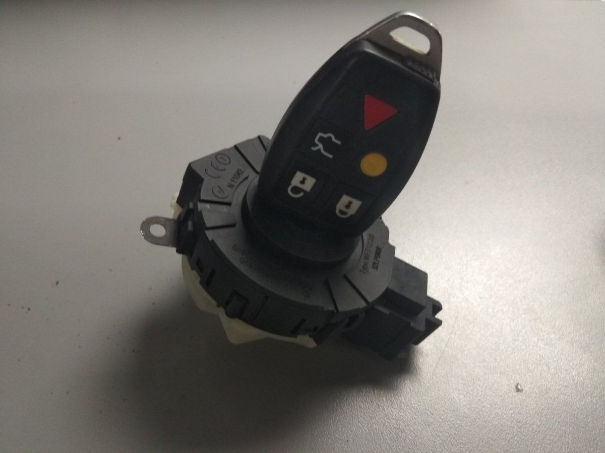 Ignition switch lock (ignition barrel) VOLVO S40 / V50 / C30 / C70 (MS, MW) (2004-2012)