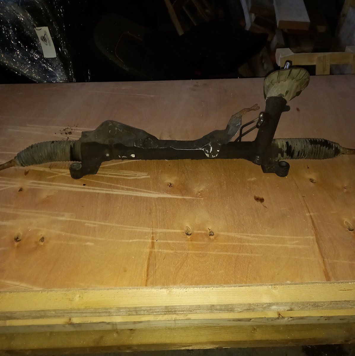 Steering rack FORD FUSION [EU] (2002-2012)