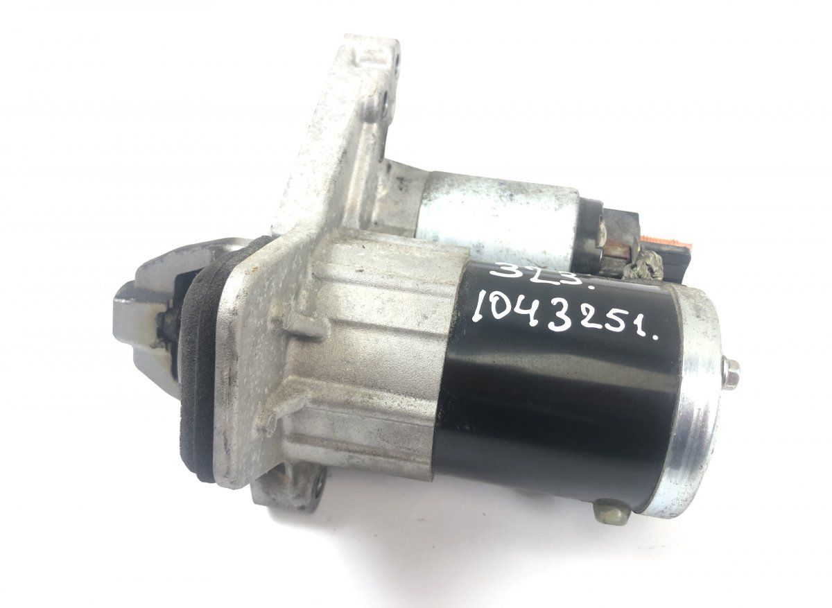 233000557R Starter motor RENAULT KADJAR (HA, HL) (2015-2022)