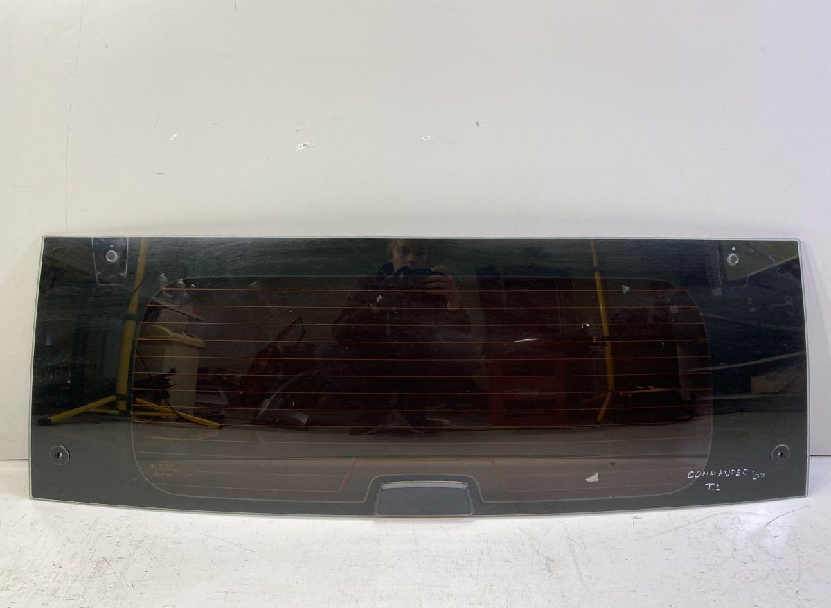 Rear Window glass JEEP COMMANDER (XK) (2005-2010)