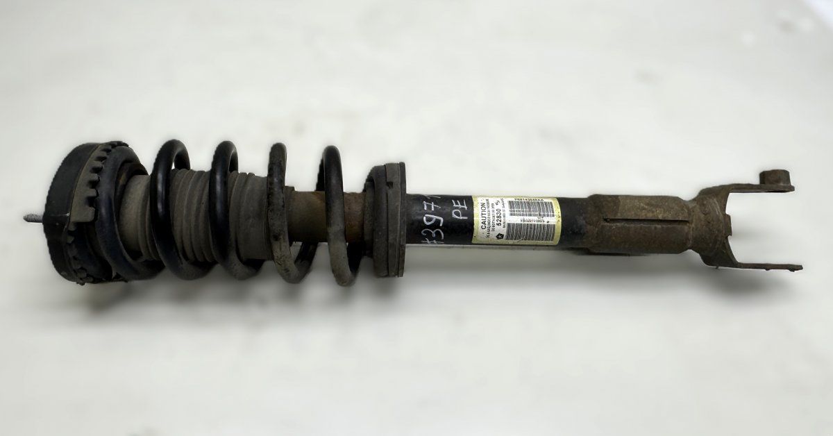 P68143648AA Shock Absorber Front Right CHRYSLER 300C II (2010-2023)