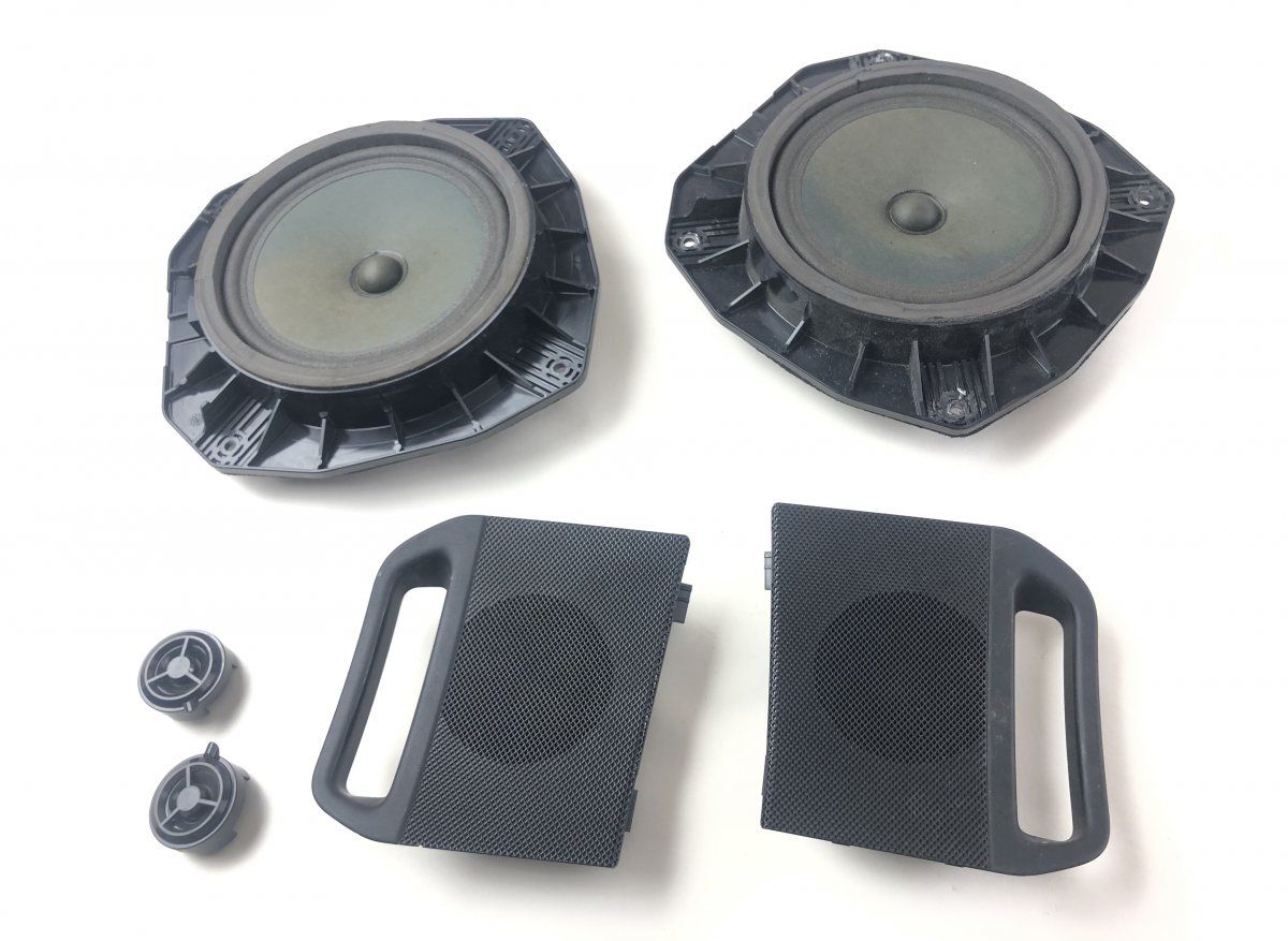 A1728200802 Set of loudspeakers MERCEDES-BENZ SLK (R172) (2011-2020)