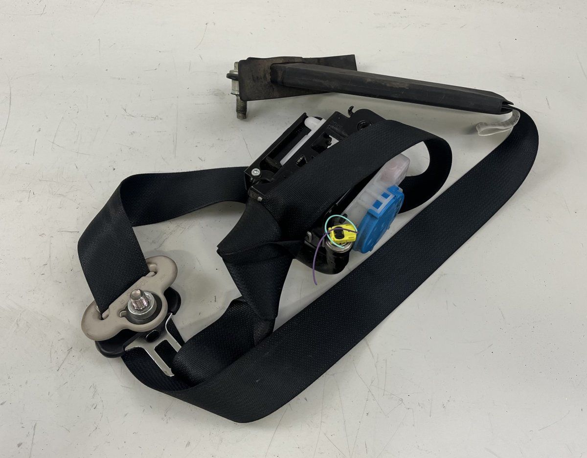 868844CC1A Seat Belt Front Right NISSAN X-TRAIL III (T32) (2013-2022)