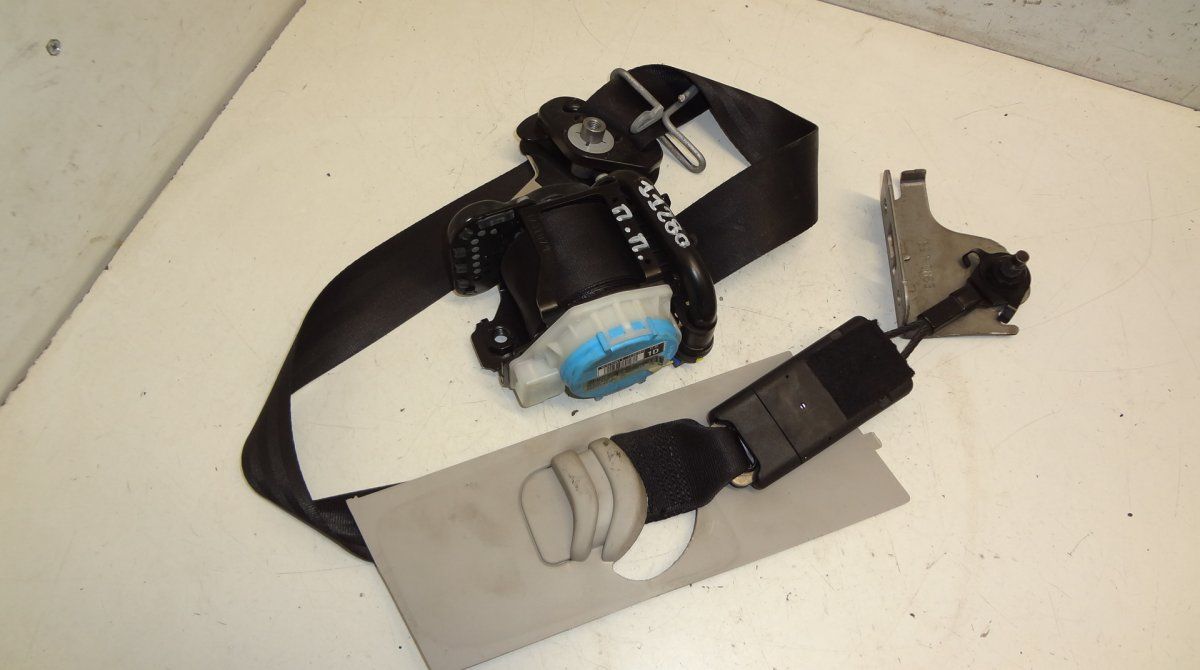 Seat Belt Front Right CITROËN C4 Picasso I (UD, UA) (2006-2013)