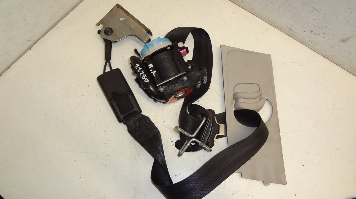 Seat Belt Front Left CITROËN C4 Picasso I (UD, UA) (2006-2013)