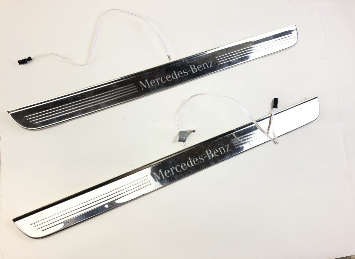 A2056802806 Scuff Plate Front Left MERCEDES-BENZ C-CLASS (W205) (2013-2021)