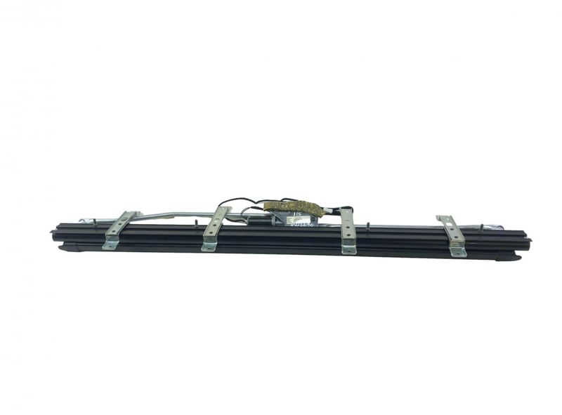 669479 Rear window sun shade MASERATI QUATTROPORTE III (03.04-)