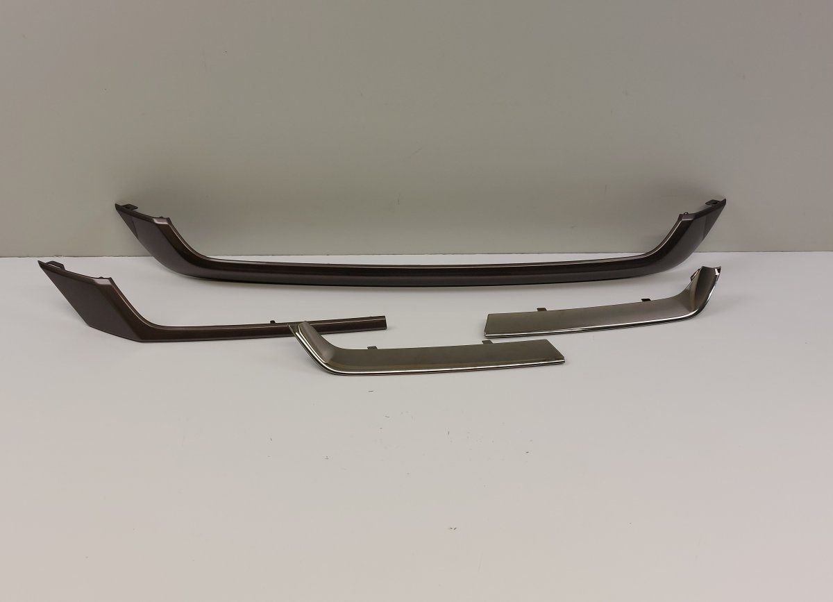 71174SWWE31 71124SWWE31 71127-SWW-E311-M1 71125-SWW-E311-M1 Radiator Grille HONDA CR-V III (RE) (2006-2012)