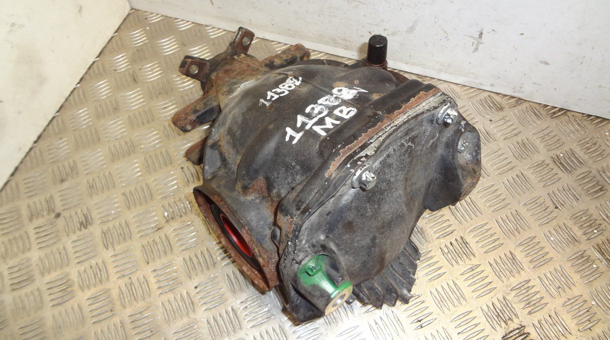 Rear axle differential MERCEDES-BENZ E-CLASS (W211) (2002-2009)