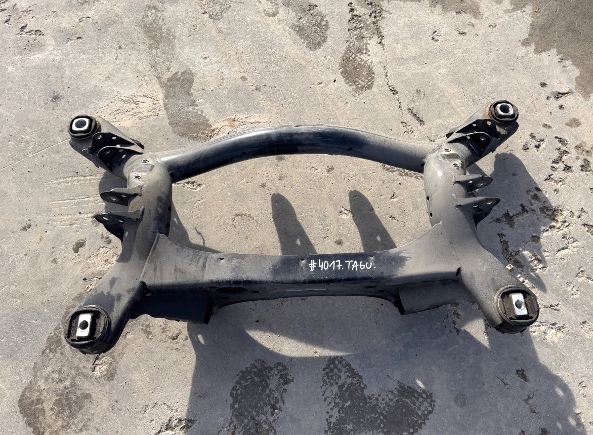 6792505 Rear axle Beam BMW 1 (F20, F21) (2011-2019)