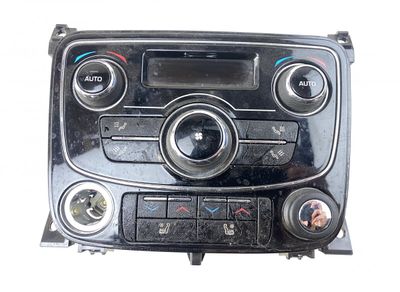 C2D47276 Panneau de commande de chauffage arrière pour Jaguar XJ (X351) (2009-2019)