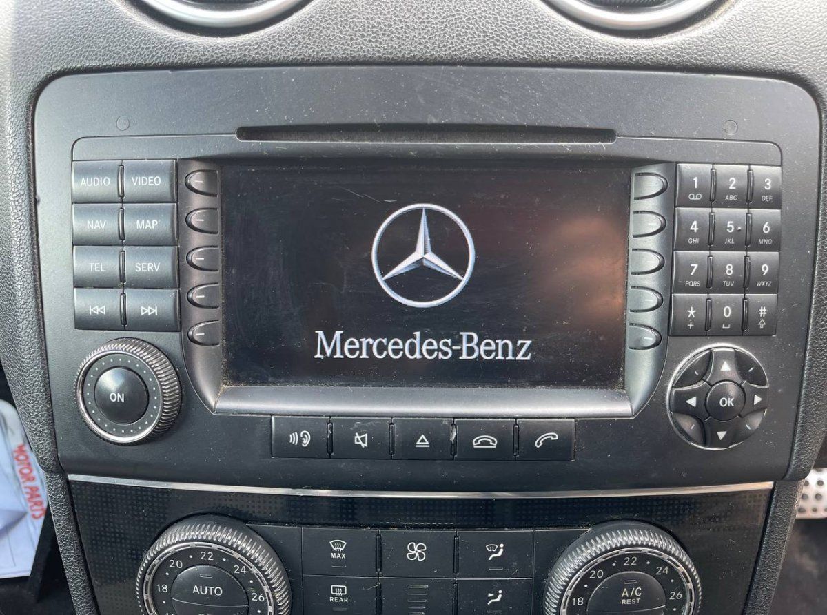 BE6094 A1648200979 Radio MERCEDES-BENZ ML-CLASS (W164) (2005-2011)