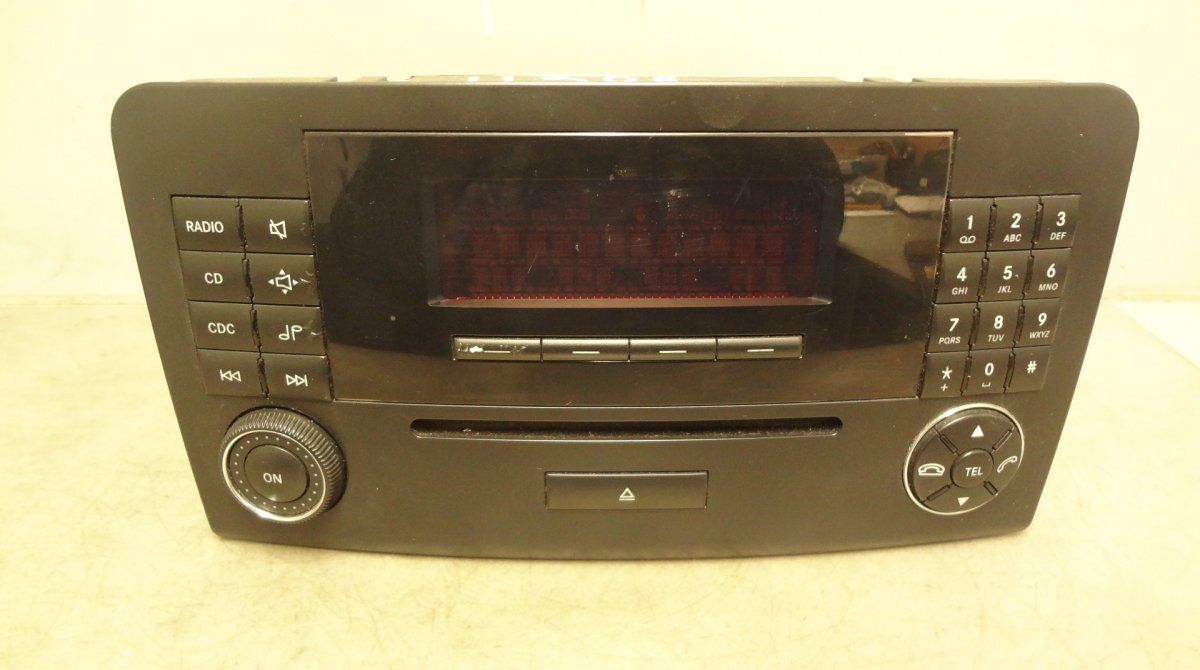 MF2710 Radio MERCEDES-BENZ ML-CLASS (W164) (2005-2011)