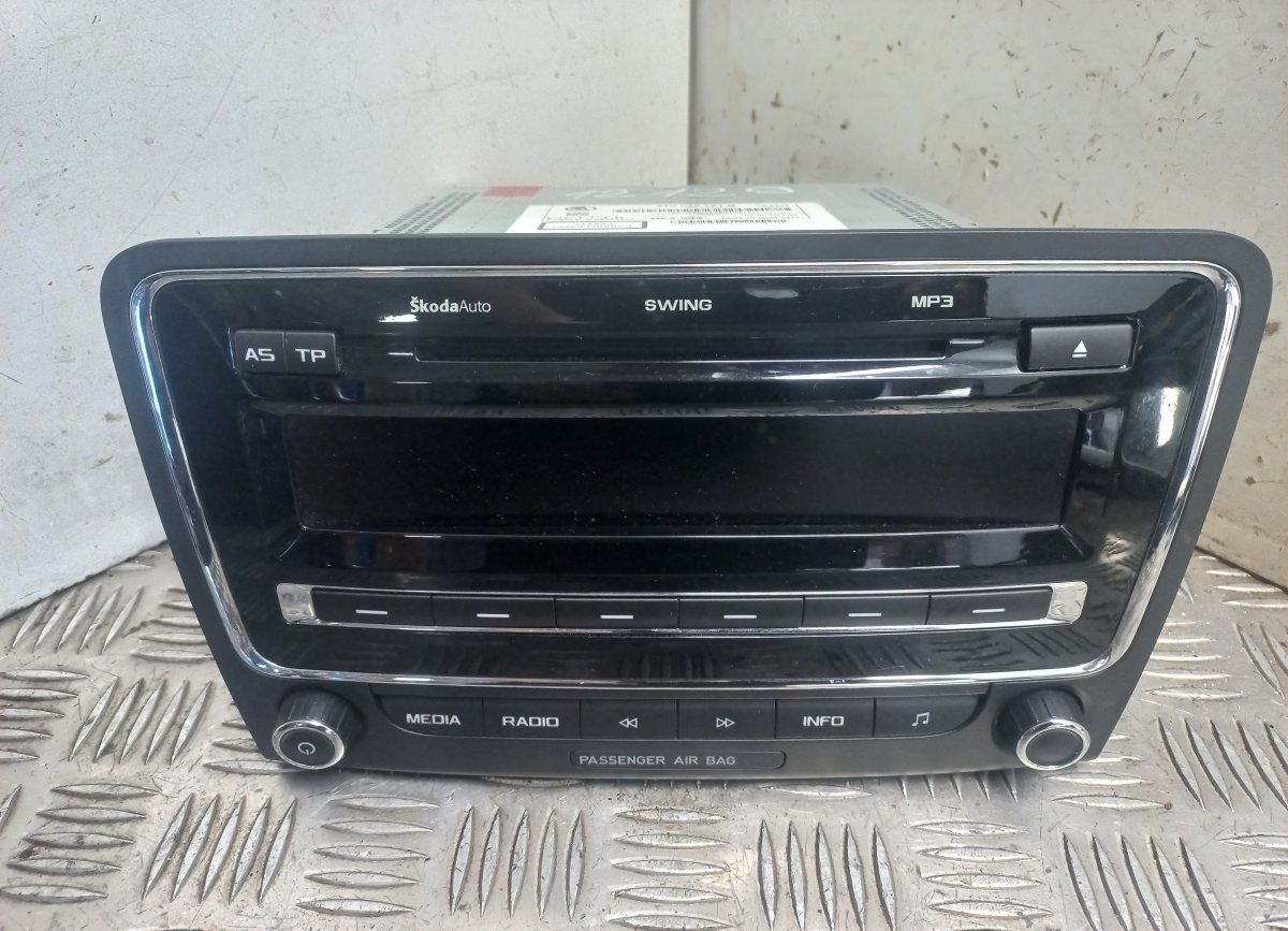Radio SKODA SUPERB II (3T4, 3T5) (2008-2015)