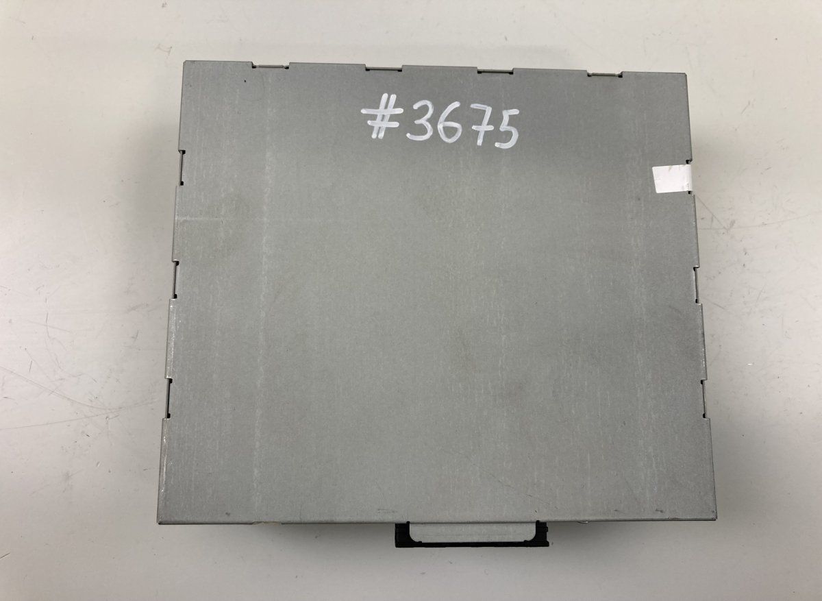 4G0035083 Radio VW TOUAREG II (7P) (2010-2018)