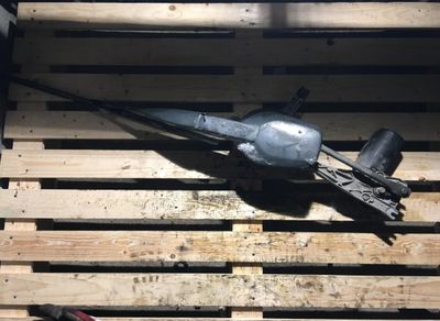 Tringlerie/mécanisme d&#39;essuie-glace MERCEDES-BENZ CLASSE E (W124) (1985-1996)