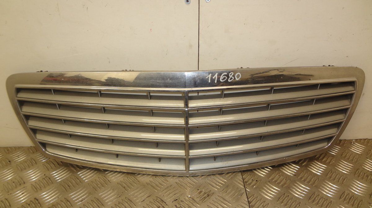 Radiator Grille MERCEDES-BENZ E-CLASS (W211) (2002-2009)