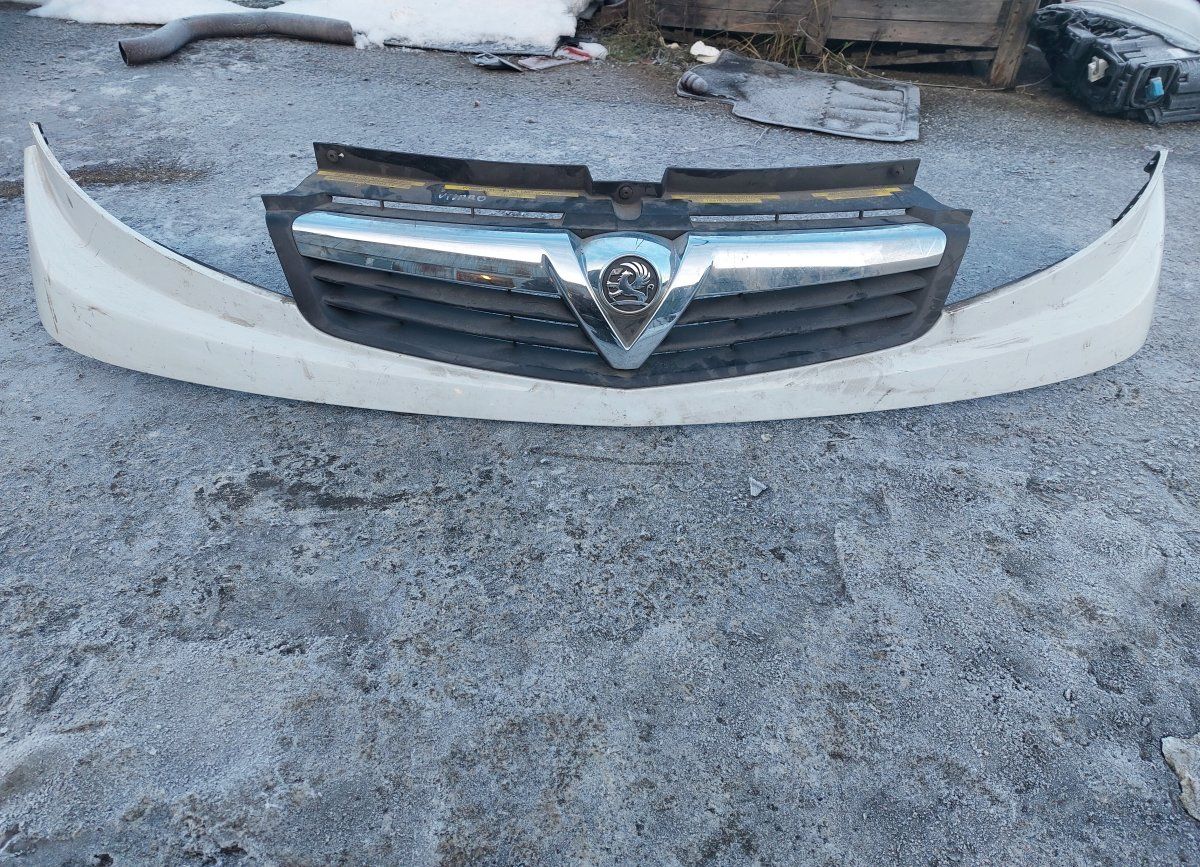Radiator Grille OPEL VIVARO A (2001-2014)