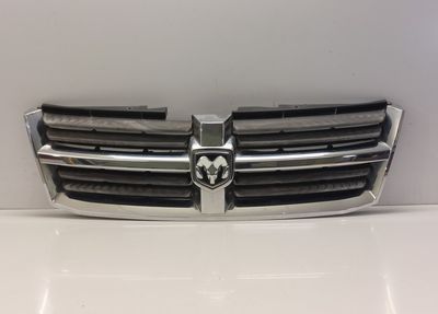05113126AA 05113151AA Решетка радиатора DODGE CARAVAN V (2007-2020)