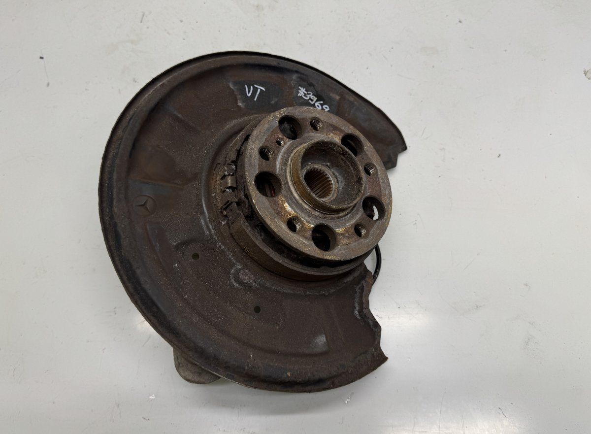 A2043500341 Wheel bearing housing rear left MERCEDES-BENZ E-CLASS Coupe (C207) (2009-2016)
