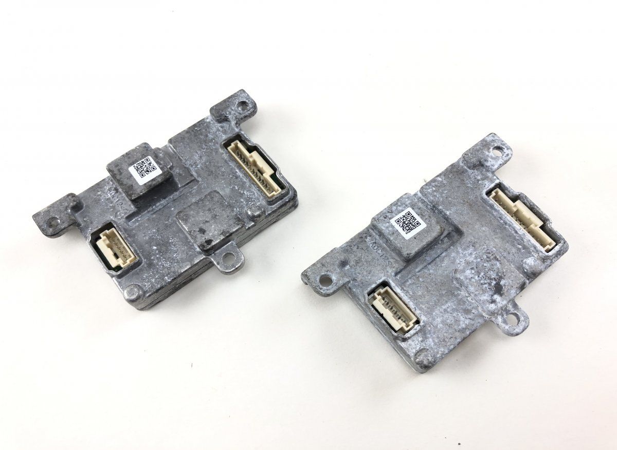 L90173397 Xenon headlight control unit set VW TIGUAN II (AD, BW) (2016-2024)