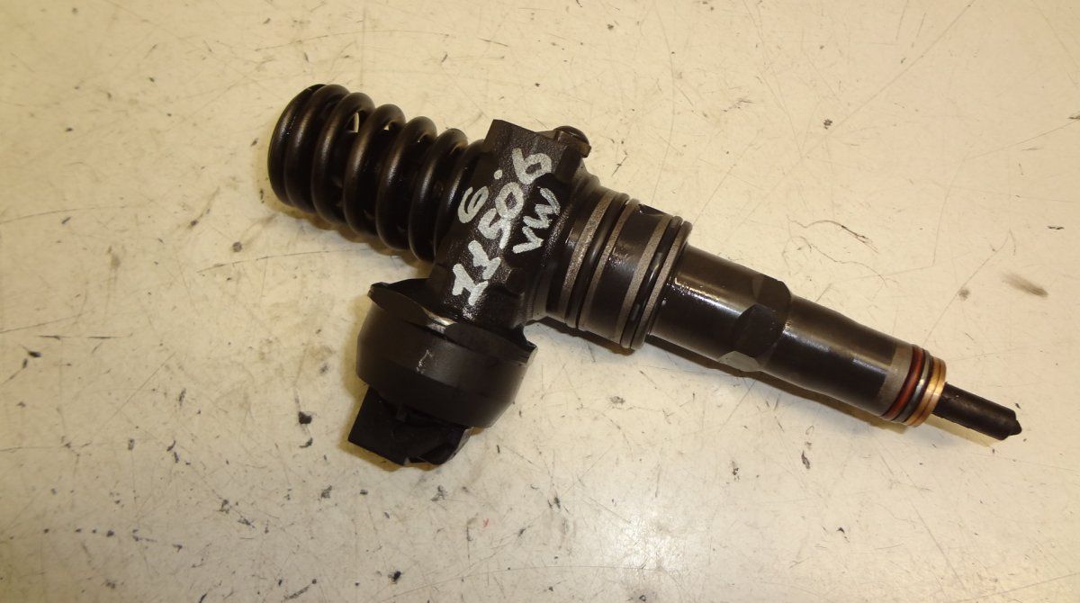 0414720220 0414720217 0414720270 Fuel Injector VW TOUAREG I (7L) (2002-2010)