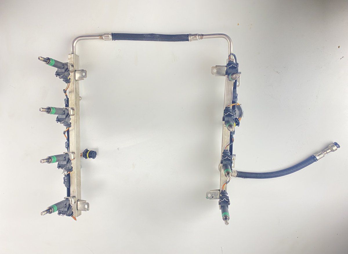 Fuel Injector BMW 6 (E63, E64) (2004-2010)