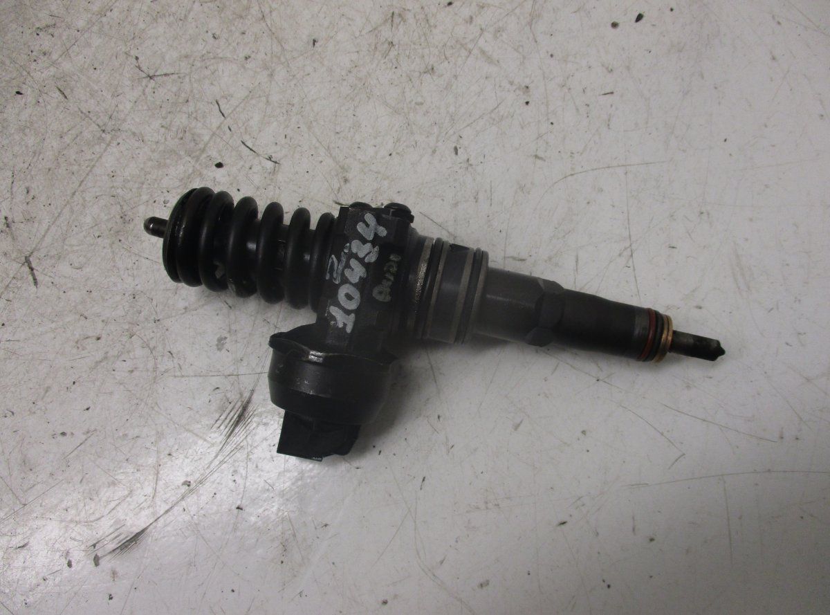 0414720204 Fuel Injector AUDI A4 (B6) (2000-2004)