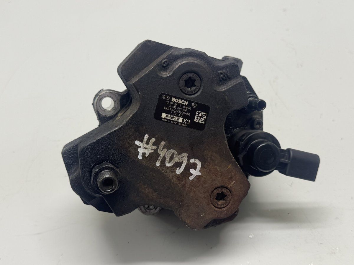 7798333 0445010146 Fuel injection pump, diesel BMW 3 (E90, E91, E92, E93) (2005-2011)