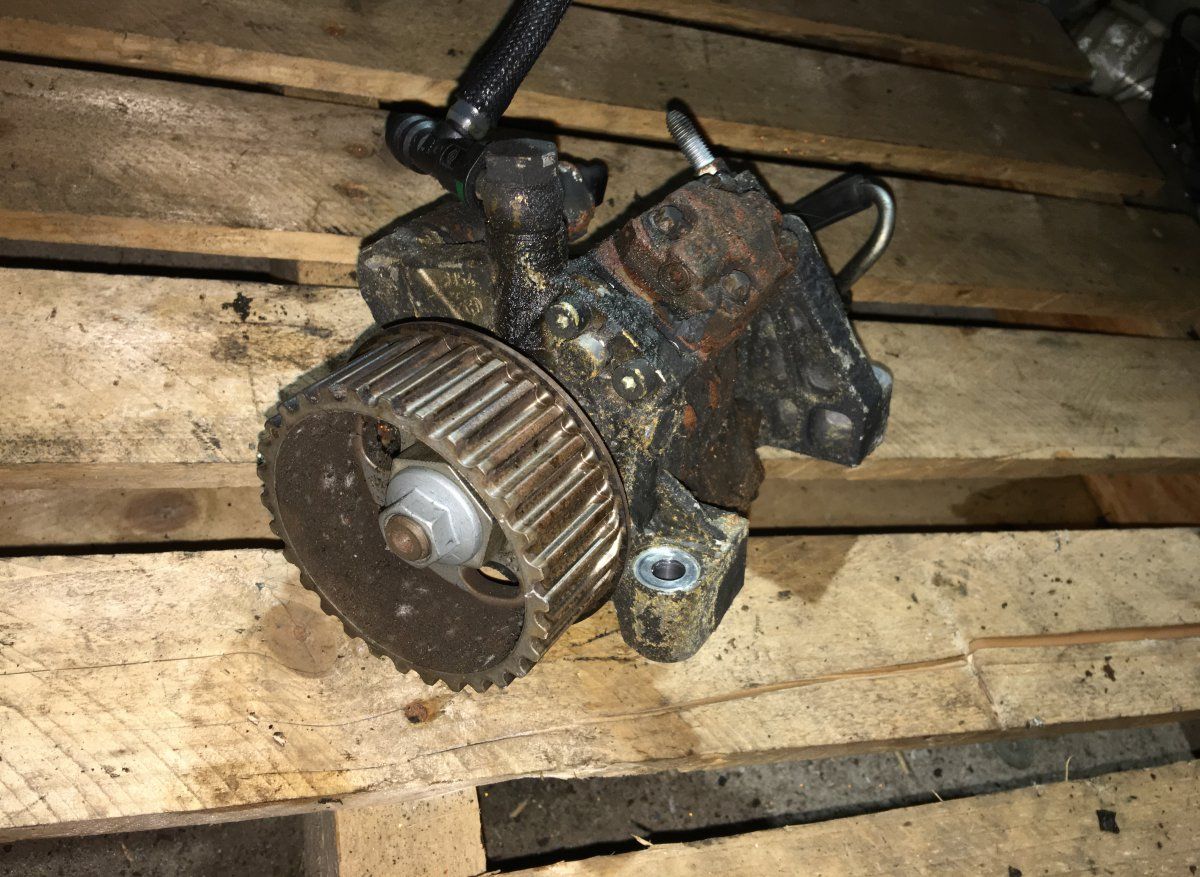 Fuel injection pump, diesel RENAULT CLIO III / THALIA (2005-2012)