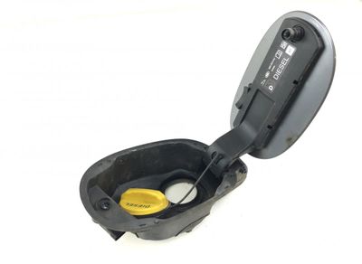 LR114154 Лючок топливного бака LAND ROVER EVOQUE II (L551) (2018-)