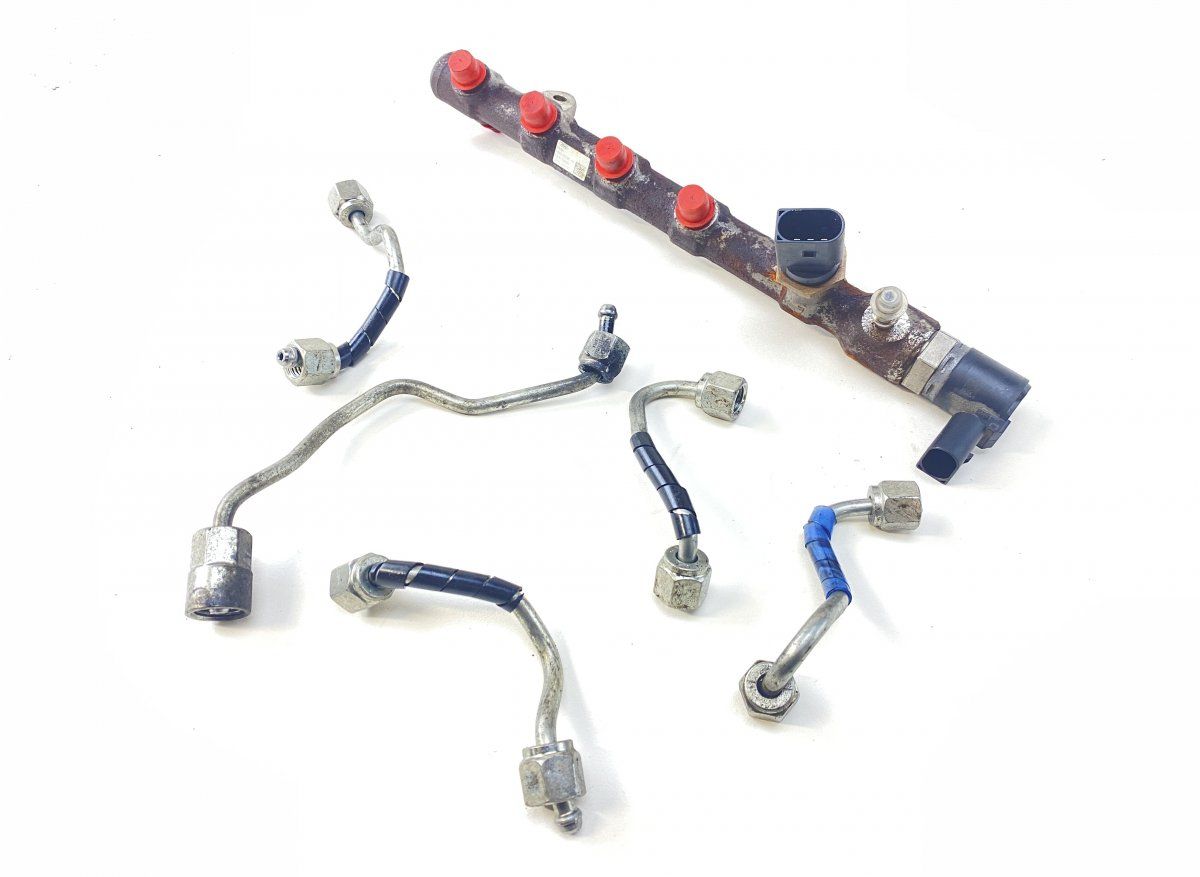 A2C97758000 Fuel Distributor / fuel rail FORD RANGER III (TKE, PX) (2011-2023)