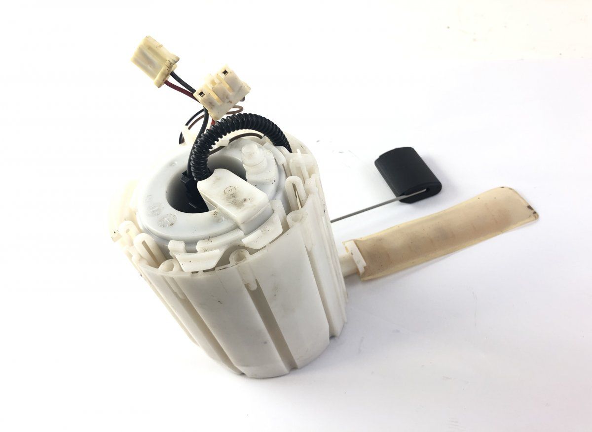 31110A2000 Fuel delivery pump KIA CEE&#39;D II (JD) (2012-2018)