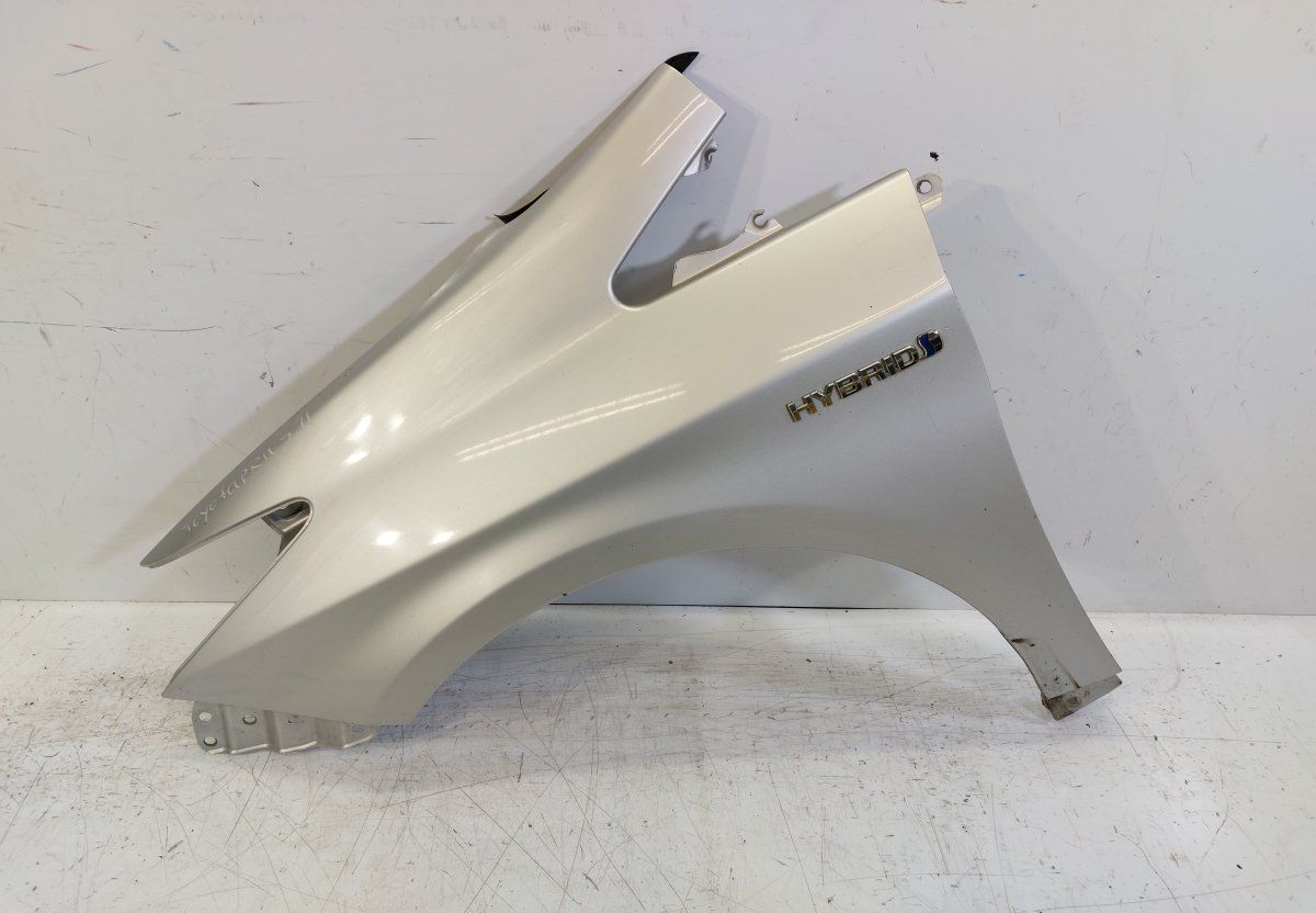 Fender Front Left TOYOTA PRIUS III (XW30) (2009-2015)