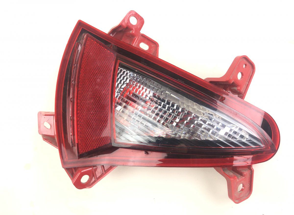 92405R2000 Extra light / reflector in rear bumper left KIA SPORTAGE V (NQ5) (2021-)