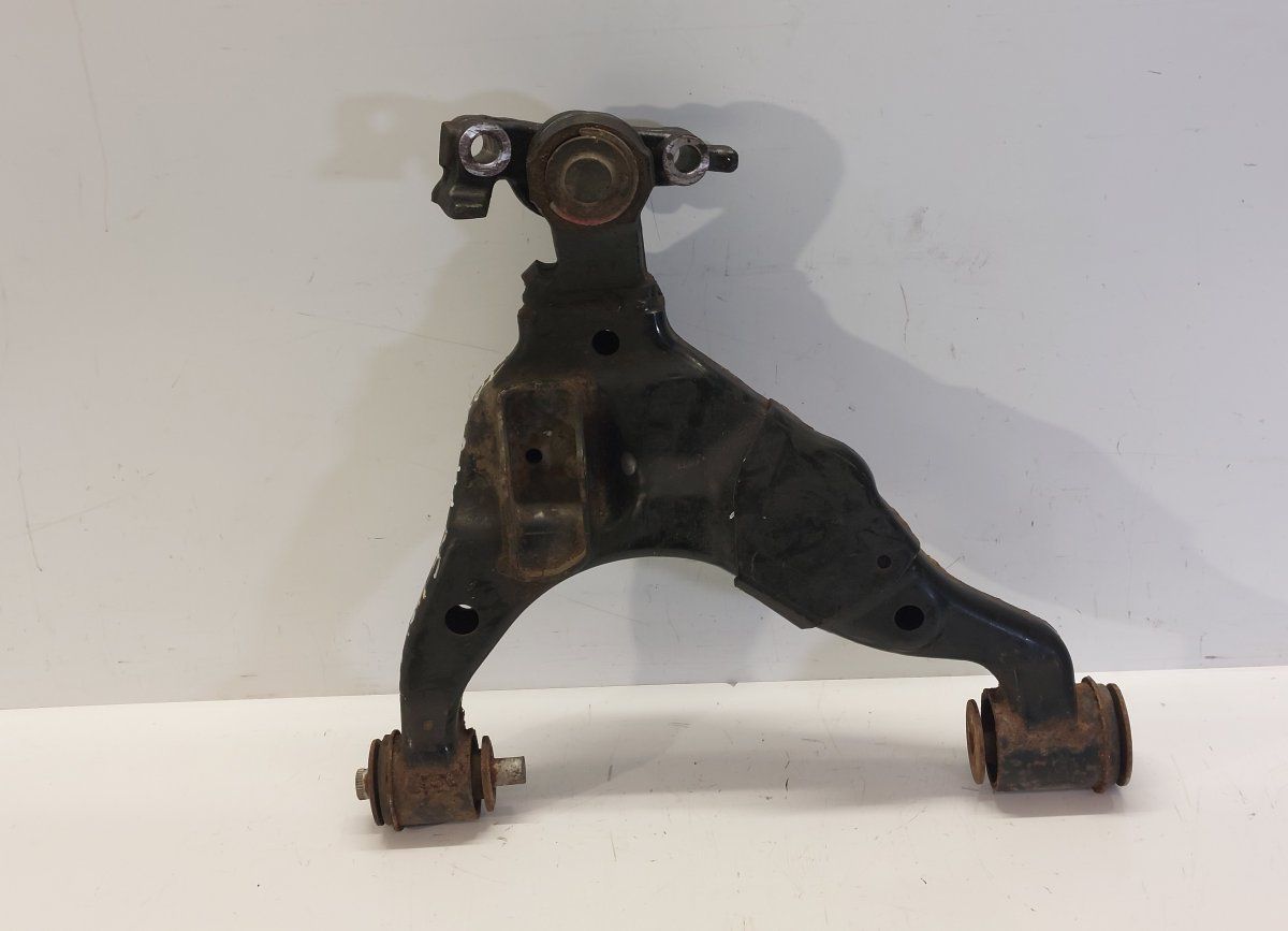 Front Axle Track Control Arm lower Right TOYOTA TACOMA II (N220) (2004-2015)