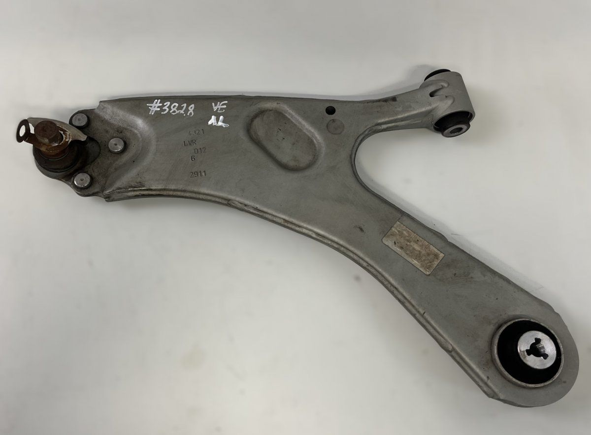 9831682580 Front Axle Track Control Arm lower left CITROËN C4 III / X (C41) (2020-)